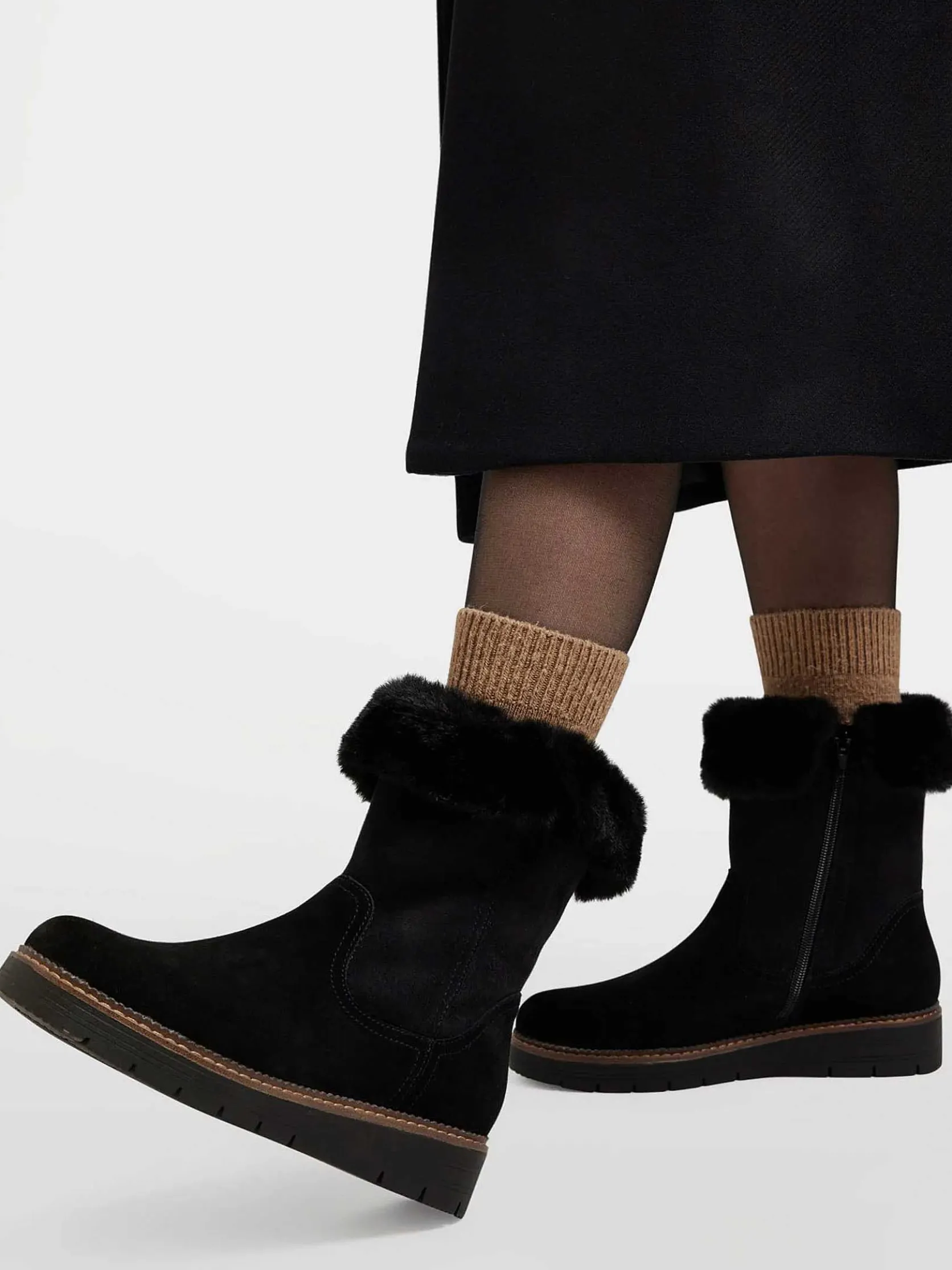 Zwarte Suede Comfort Enkelboot Gevoerd